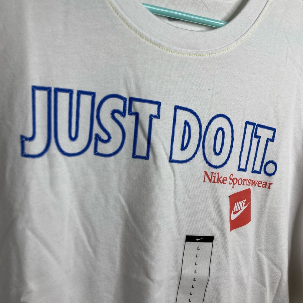 Just Do It. Nike Sportswear T-Shirt